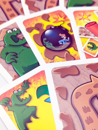 Fryx Games GET Monster Get U - Family Game - for 2 Players and Ages 4+