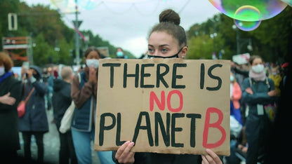 Aufschrei der Jugend-Fridays for Future Inside