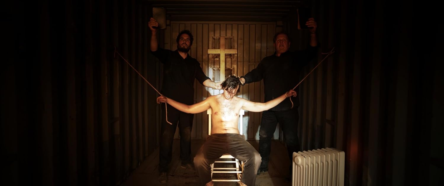 Godless - der Exorzismus der Lara Levonde
