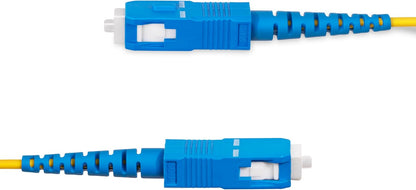 StarTech.com Cable de Fibra Óptica Simplex SC a SC (UPC) OS2 Monomodo de 30m - 9/125µm - 40G/100G - Cable LSZH