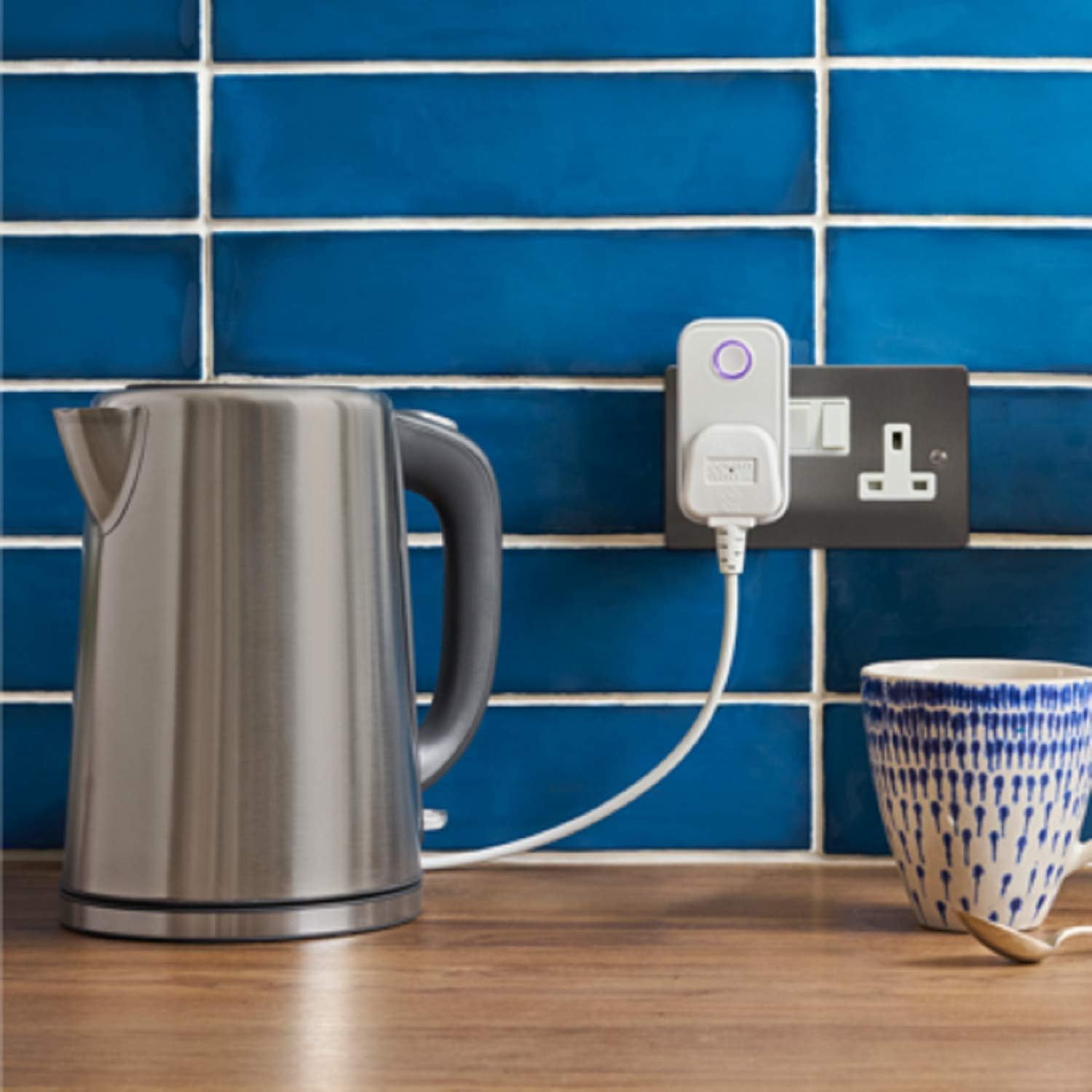 Hive Active Smart Plug with Signal Booster Feature, 3 Pack , White Active Plug 3 Pack