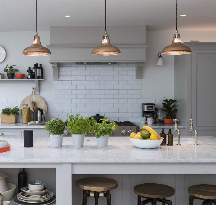 EUK- 2x Colour B22 & Motion Sensor w/Hub