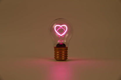 I-TOTAL® - Decorative Light Bulb Shape with Stylish LED Design - USB Charging, Elegant Gift Idea - HEART