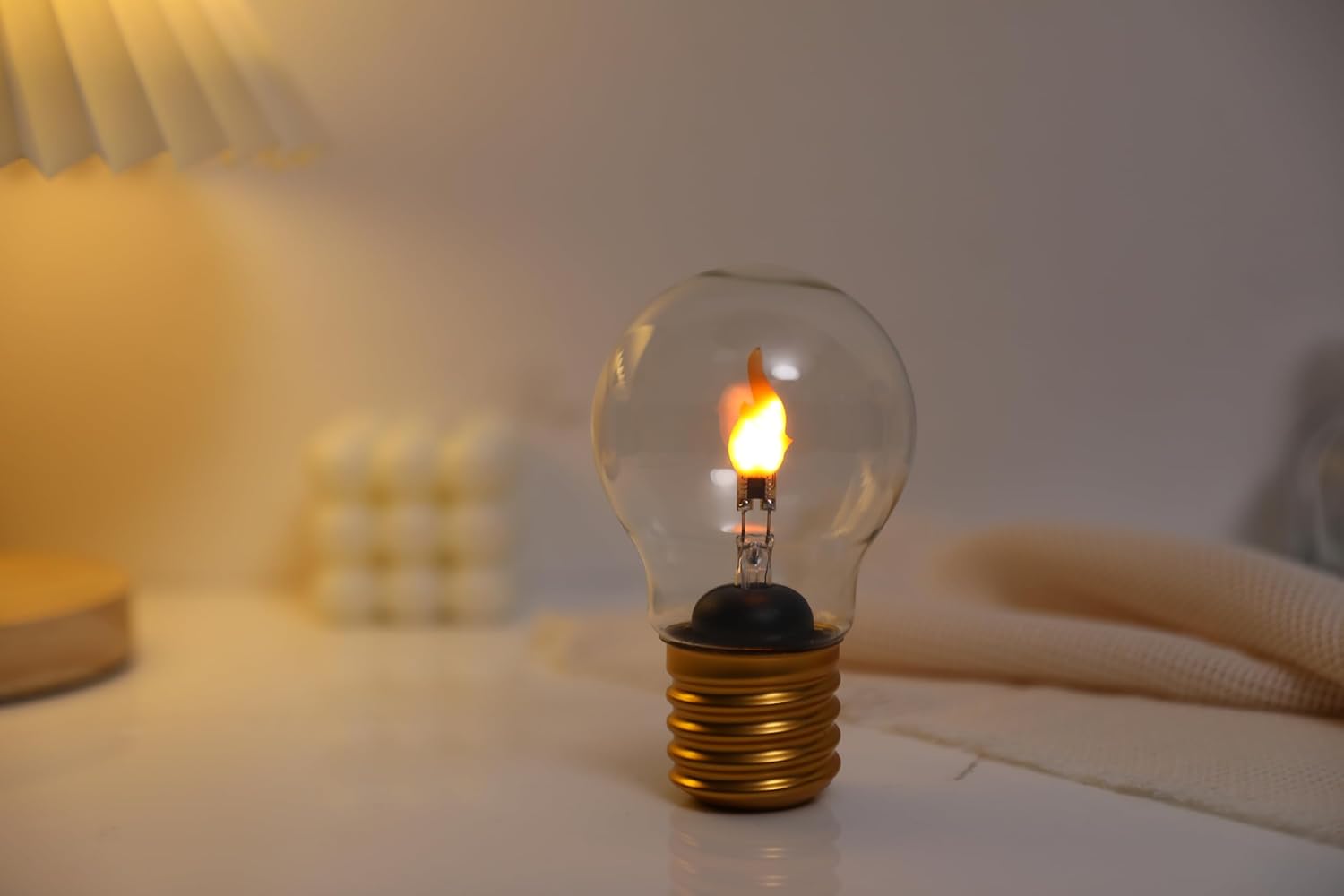 Itotal - Bulb-Shaped Light Flame