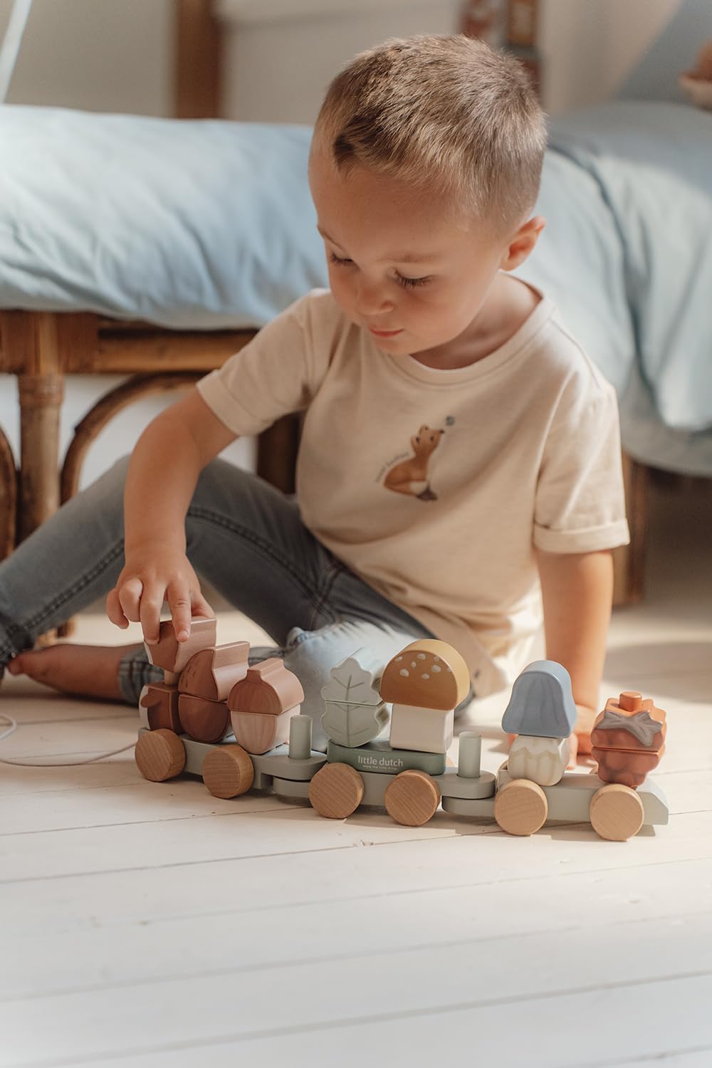 Little Dutch 7235 FSC Houten spoorweg met steekvormen - Forest Friends