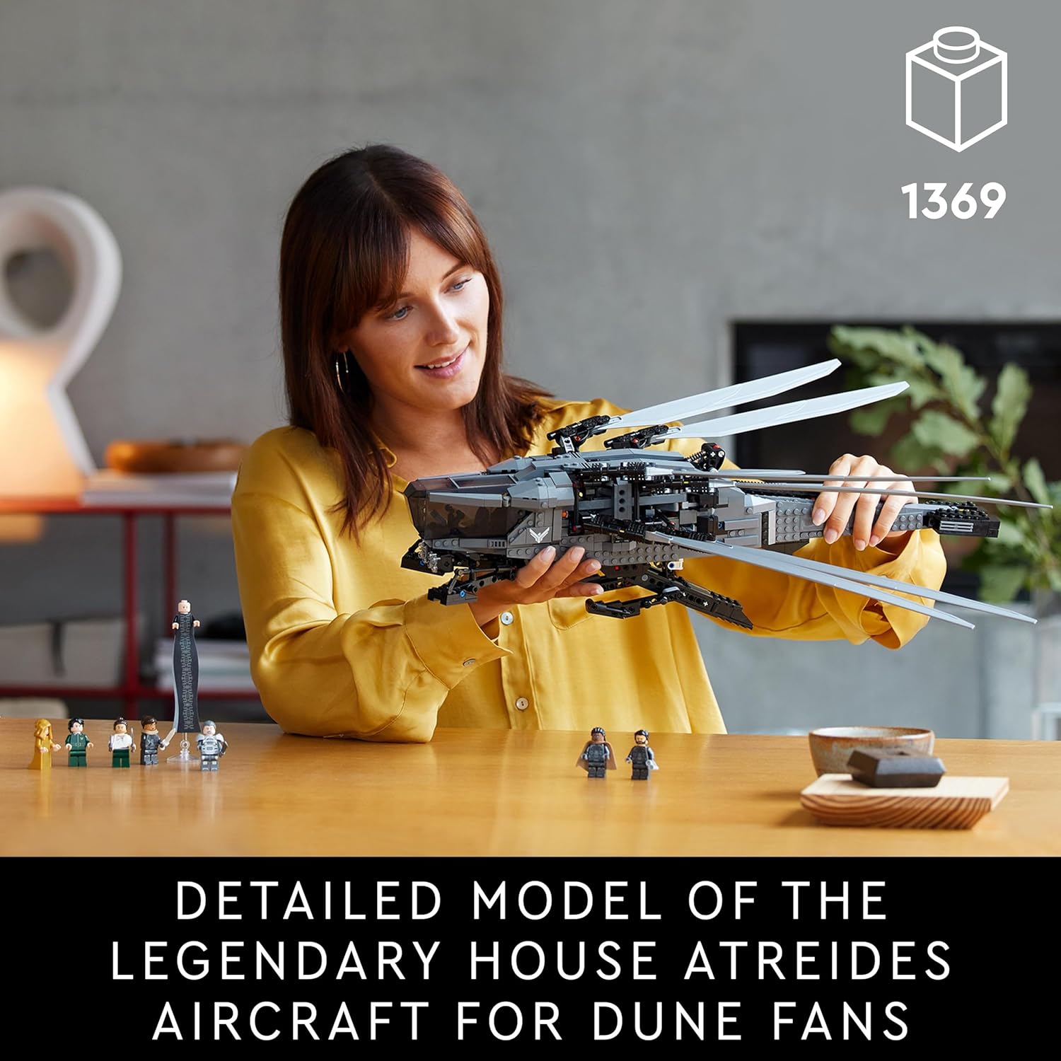 LEGO 10327 Icons Dune Atreides Royal Ornithopter, Model Kit for Adults to Build, Movie-Themed Aviation Gifts for Men, Women, Him, Her, Vehicle Set with 8 Minifigures Inc. Chani & Baron Harkonnen