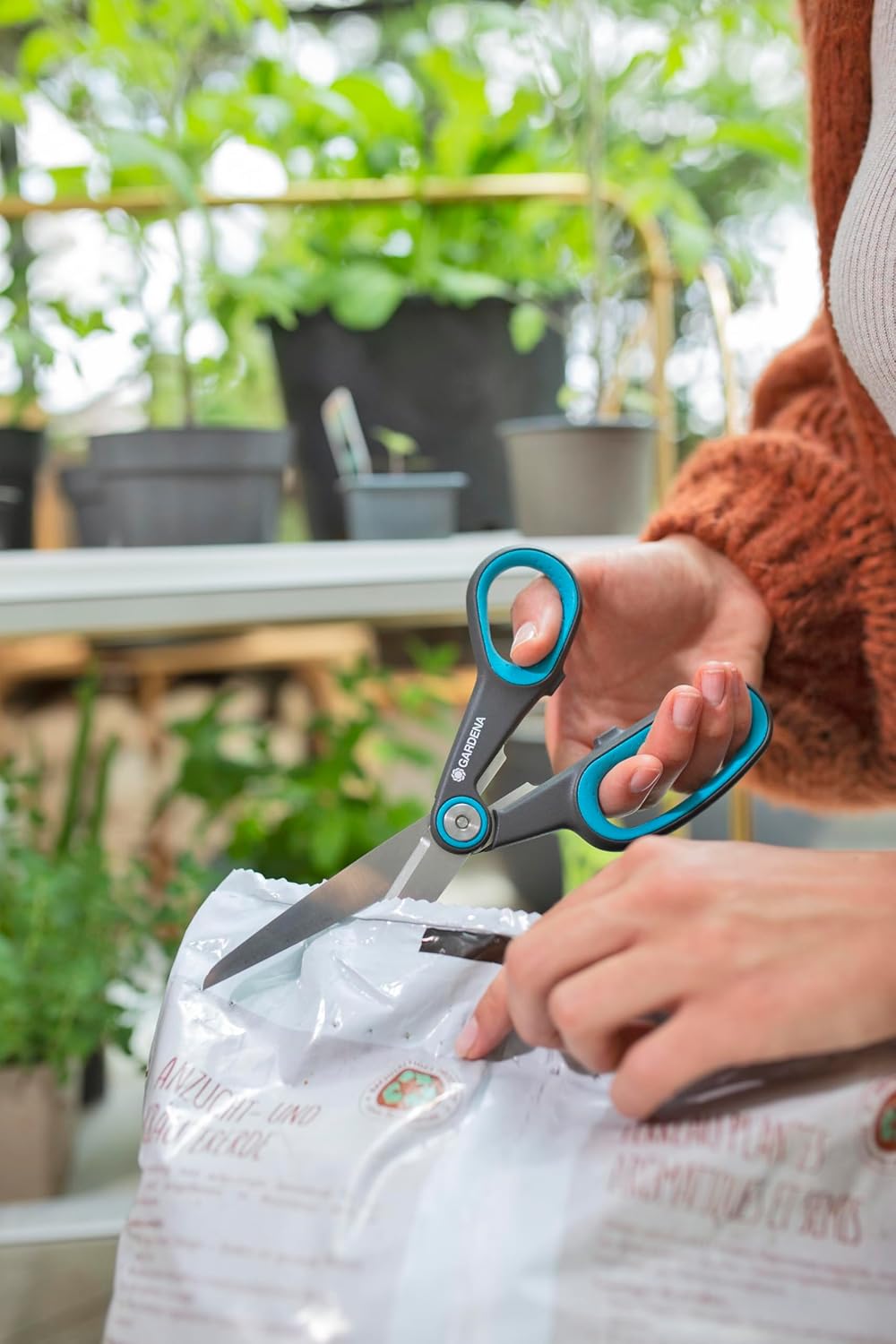 GARDENA MultiCut: comfortable all-purpose scissors for household and garden, stainless steel blades, handles made from recycled plastic, for left- and right-handed people (12215-20