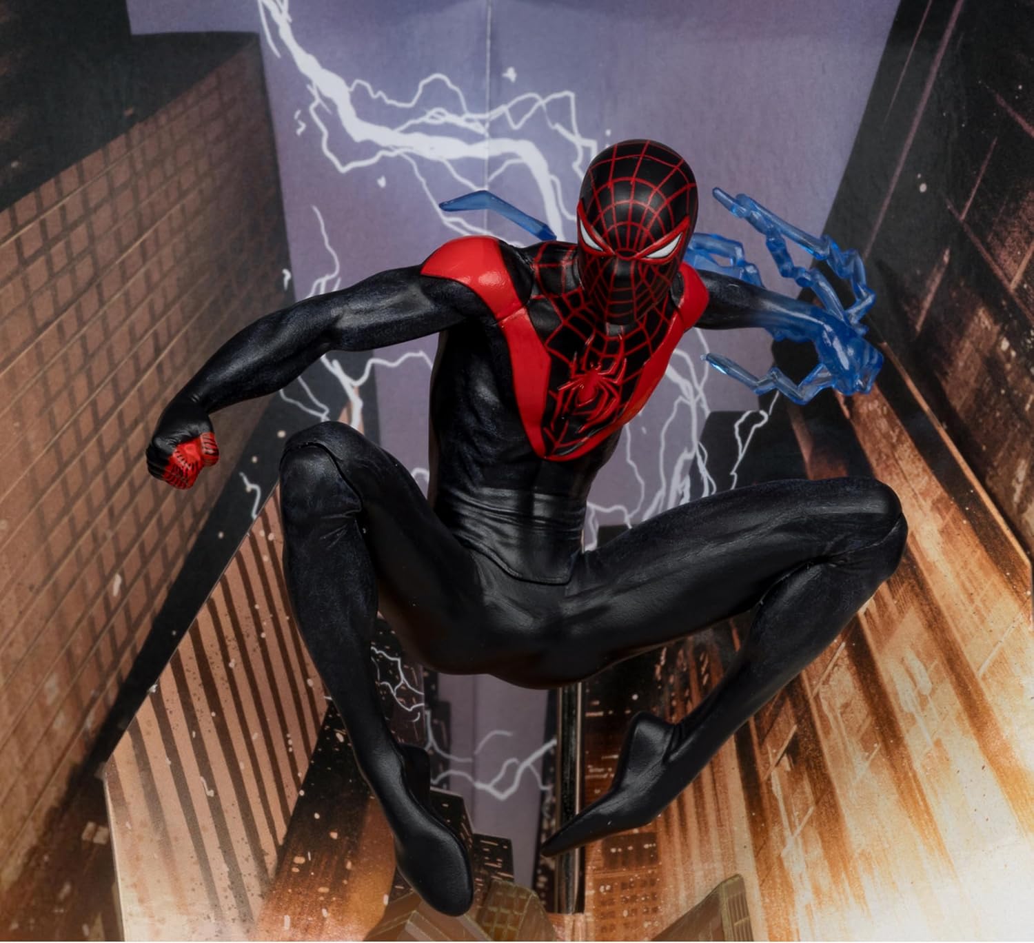 McFarlane Toys - Marvel Spider-Man Sammlerstück im Maßstab 1:10 mit Szene (Miles Morales: Spider-Man #1