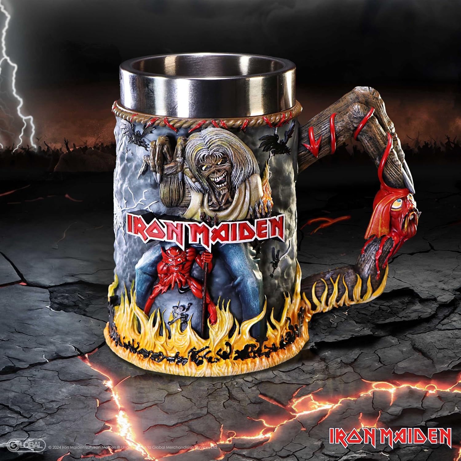 Nemesis Now Iron Maiden The Number of The Beast Bierkrug, Harz, offizieller Iron Maiden Bierkrug, herausnehmbarer Edelstahleinsatz, aus feinstem Harz gegossen, fachmännisch handbemalt