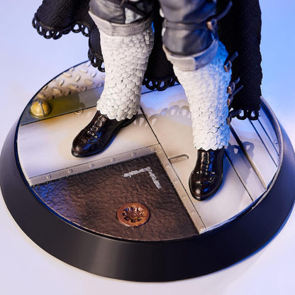 Numskull Die Krähenfigur 26 cm 10,2" Limited Edition Sammelreplik-Statue - Offizielles Destiny Merchandise - FPS Sci-Fi Action Videospiel Figur, The Crow
