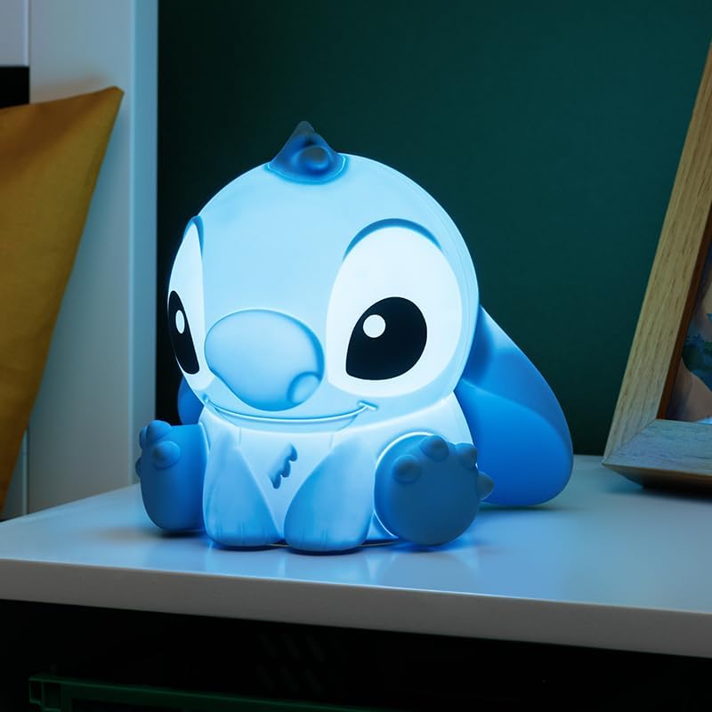 Stitch Squishy - Lampada da scrivania con licenza ufficiale Disney, decorazione e merce per la stanza dei giochi per ragazzi e ragazze, accessorio regalo per sala giochi e camera da letto, | Paladone