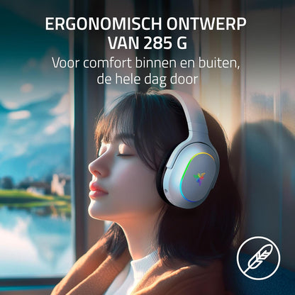 Razer Barracuda X Chroma - Wireless Multi-Platform Gaming Headset with 6 Zone Chroma RGB (SmartSwitch Hyperspeed & Bluetooth, 40mm Drivers, Detachable HyperClear Cardioid Mic) White
