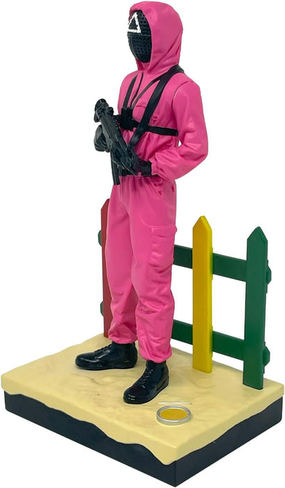 Neamedia Icons Netflix Chill Kit - Squid Game, Official license, Comfort blanket, Collectible figurine, Stainless steel water bottle, Stickers board, Geek gift idea for fans