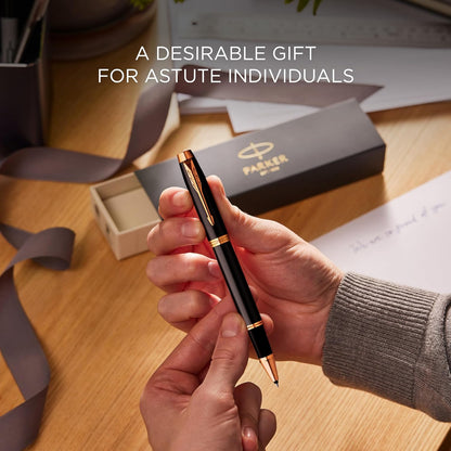 Parker IM Penna Roller | Laccatura Grigia con Pennino Dorato | Punta Fine in Acciaio Inossidabile | Ricarica di Inchiostro Nero | Confezione Regalo | Regali di Laurea Perfetti