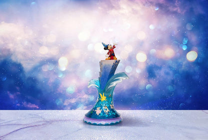 Mickey Mouse Sorcerer`S Apprentice Mickey On The Waves