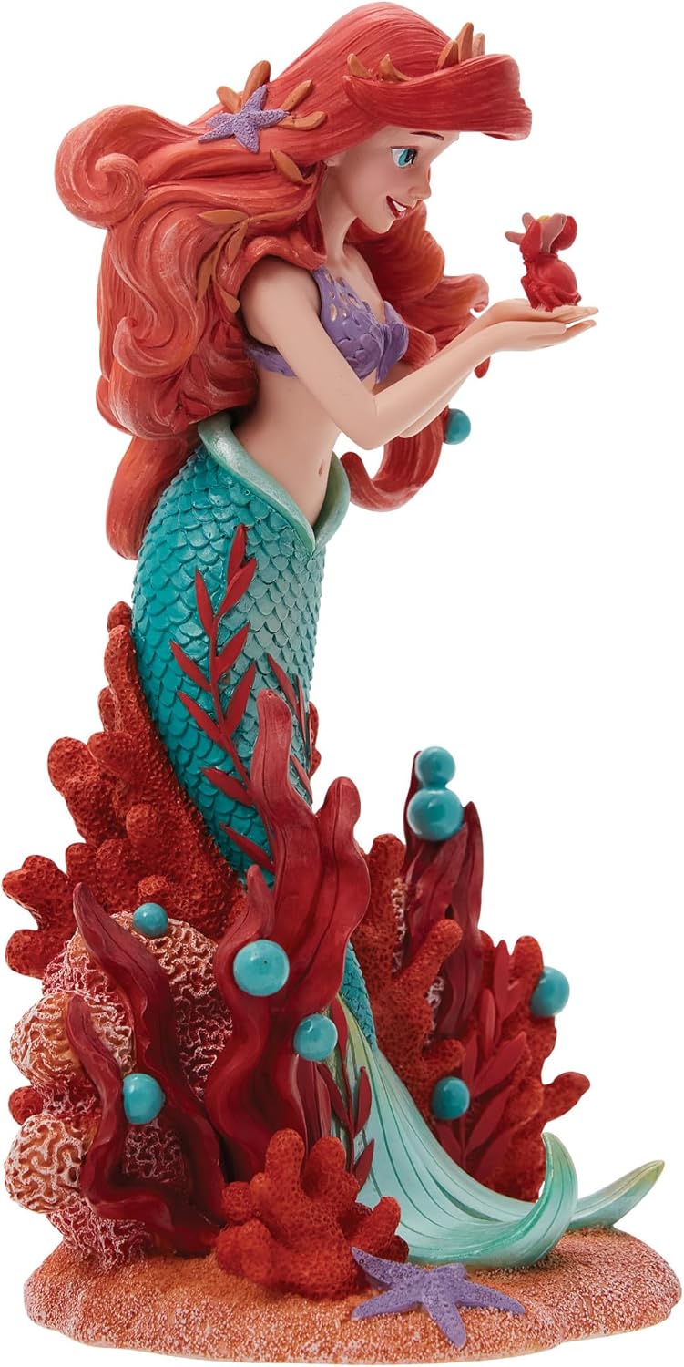 Enesco Disney Showcase Botanical - Statuetta di Ariel con Sebastian, 20 cm, multicolore