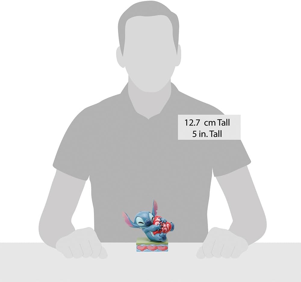 Enesco Jim Shore Stitch - Statuetta a forma di cuore che abbraccia