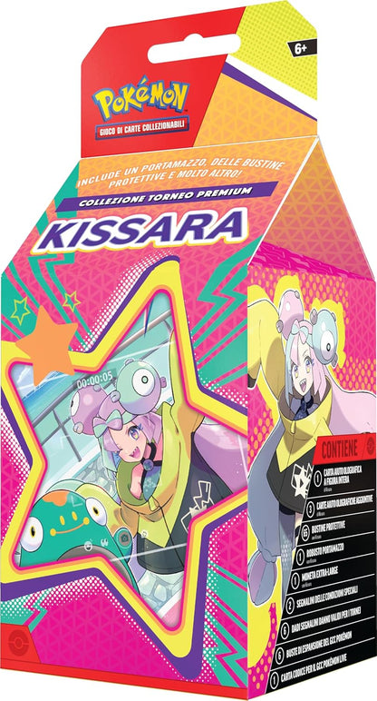 Collezione torneo premium Kissara del GCC Pokémon (una carta olografica a figura intera, tre carte olografiche e sei buste di espansione), edizione in italiano