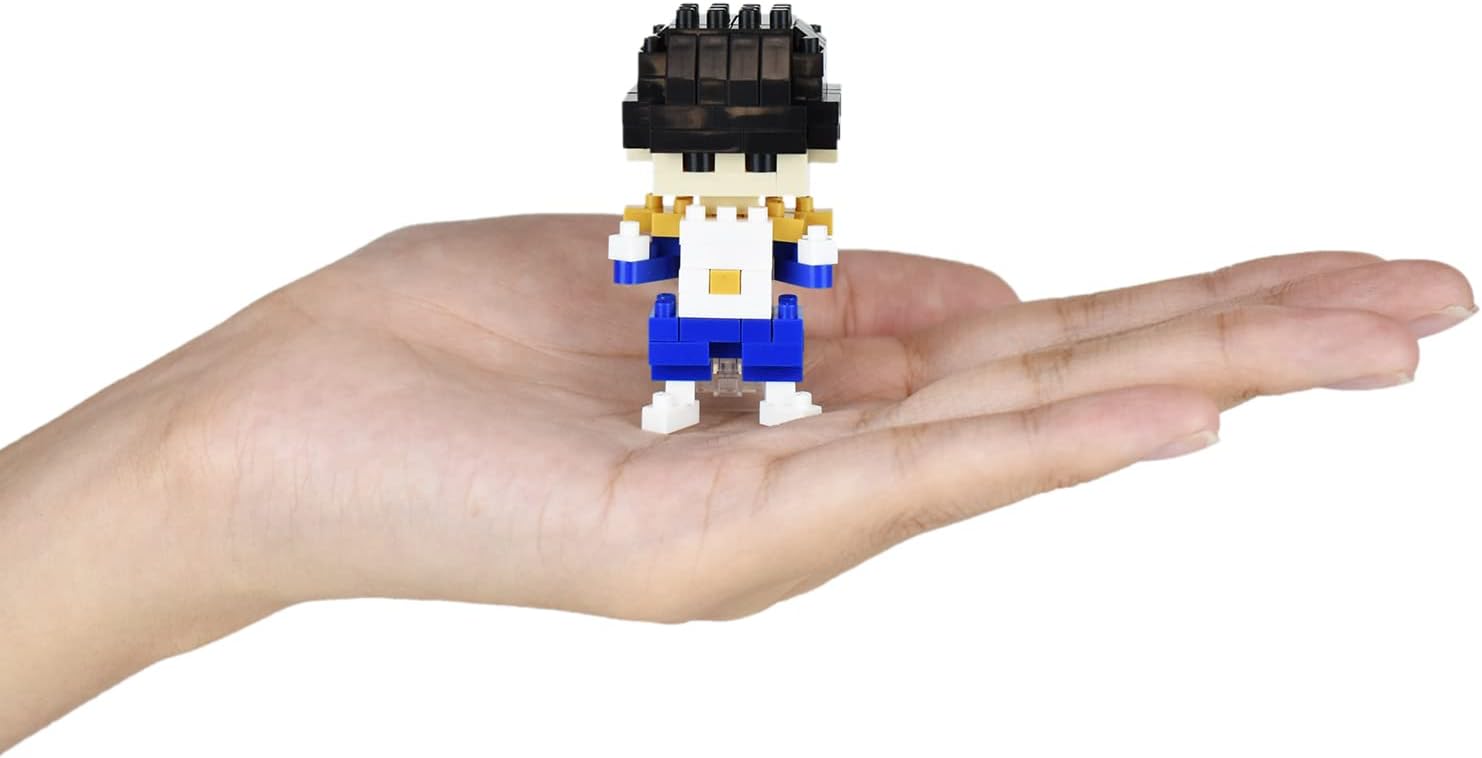 Bandai - Nanoblock - Figurine Dragon Ball Z - Son Gohan - Mini-Figur mit 110 Bausteinen - Bausatz Figur Modell - Baukit Spielzeug für Kinder ab 12 Jahren - Jugendliche Erwachsene - NBDB008