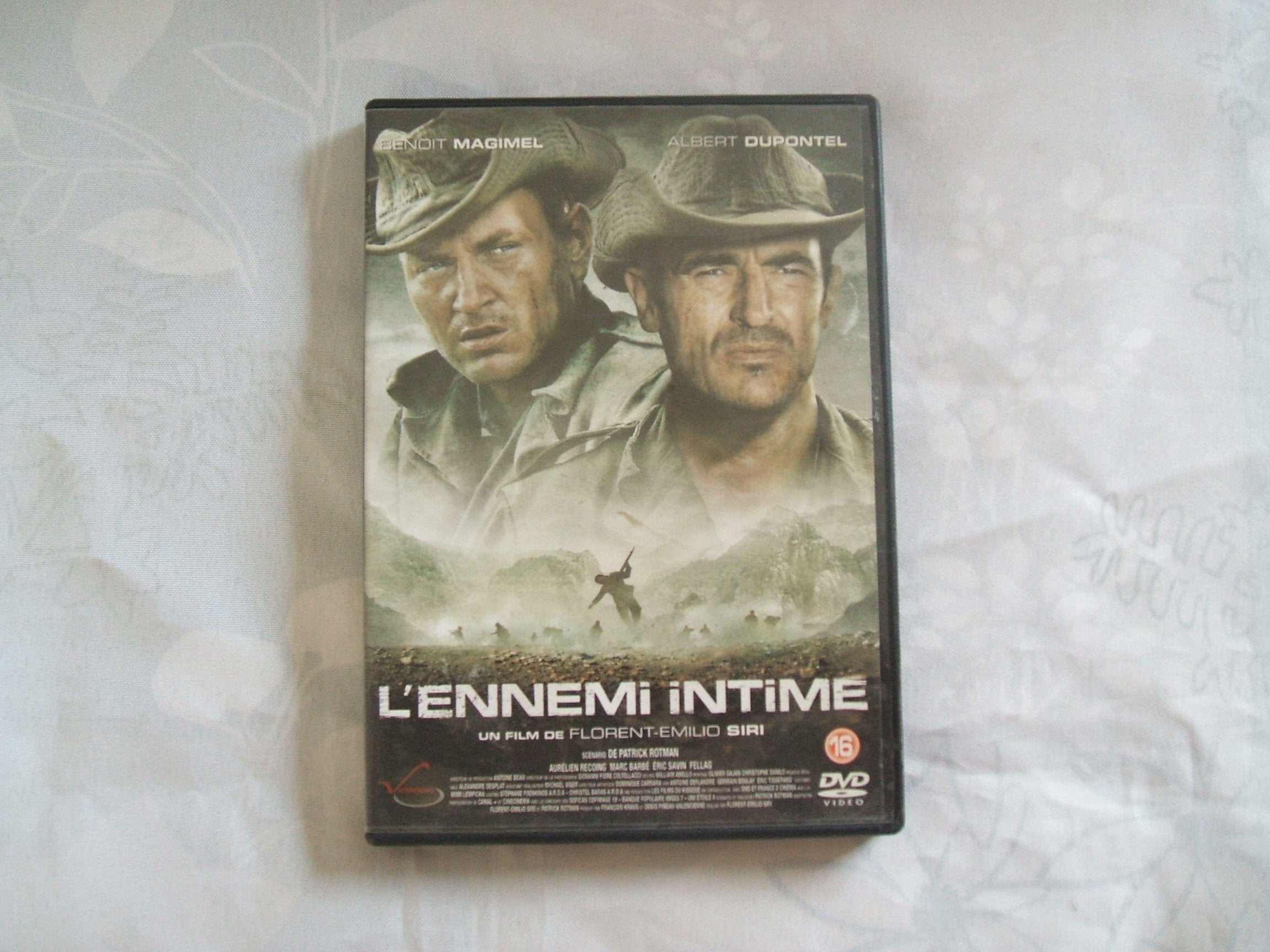 Lennemi intime