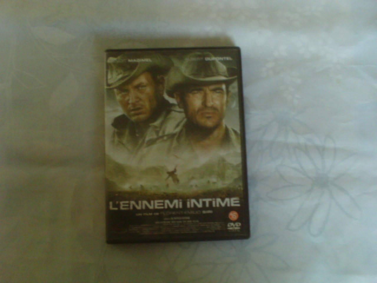 Lennemi intime