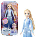 Mattel Disney Frozen Elsa, singende Modepuppe, Singende Abenteuer in charakteristischer Kleidung, singt Wo noch niemand war“ aus dem Disney-Film Die Eiskönigin II“ HXD32