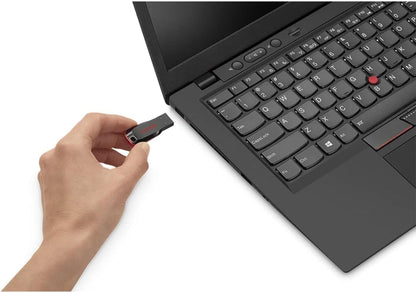 SanDisk 64 GB Cruzer Blade USB 2.0 Flash Drive