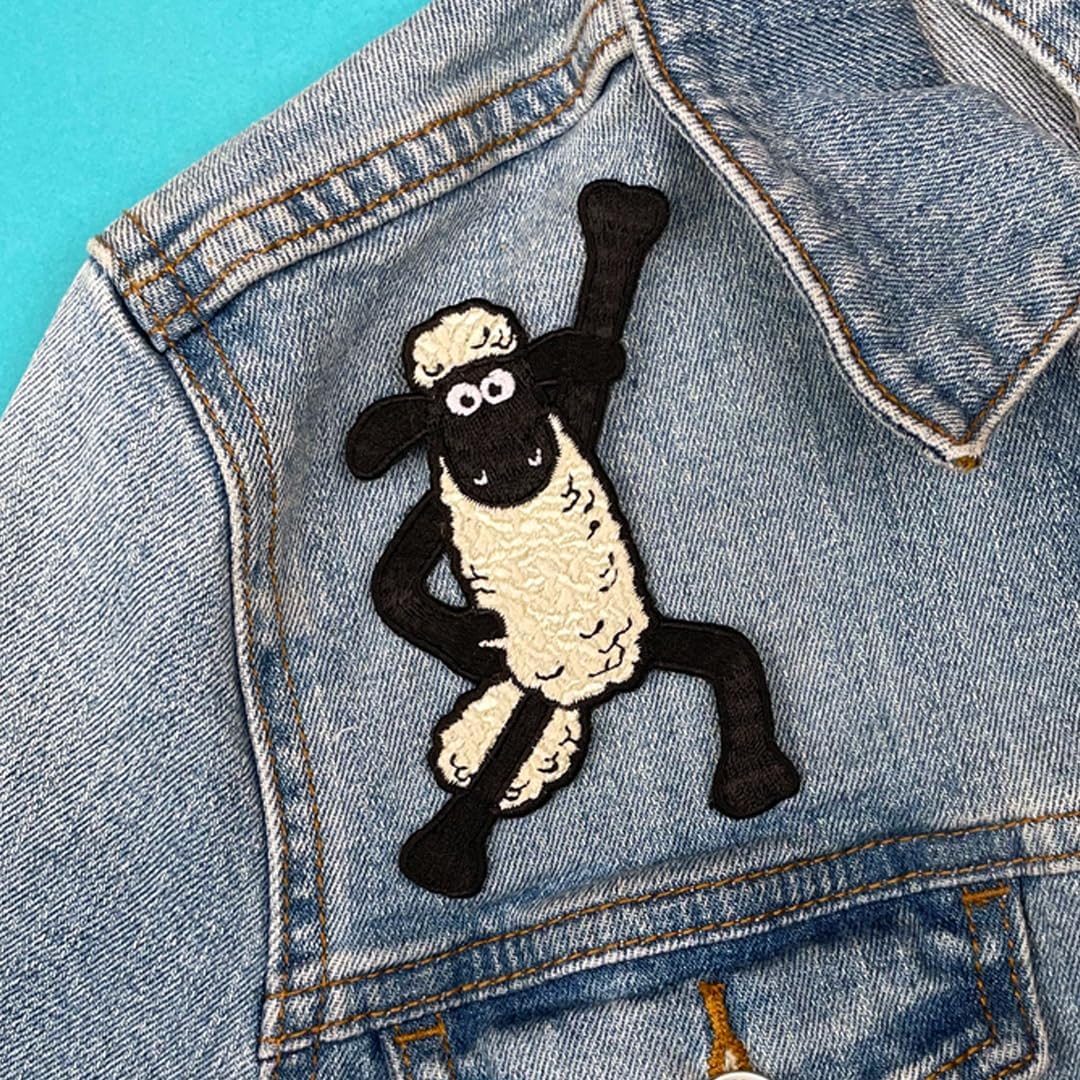 Pawprint Family | Shaun Dancing Sew on Patch | Shaun The Sheep Official Merchandise