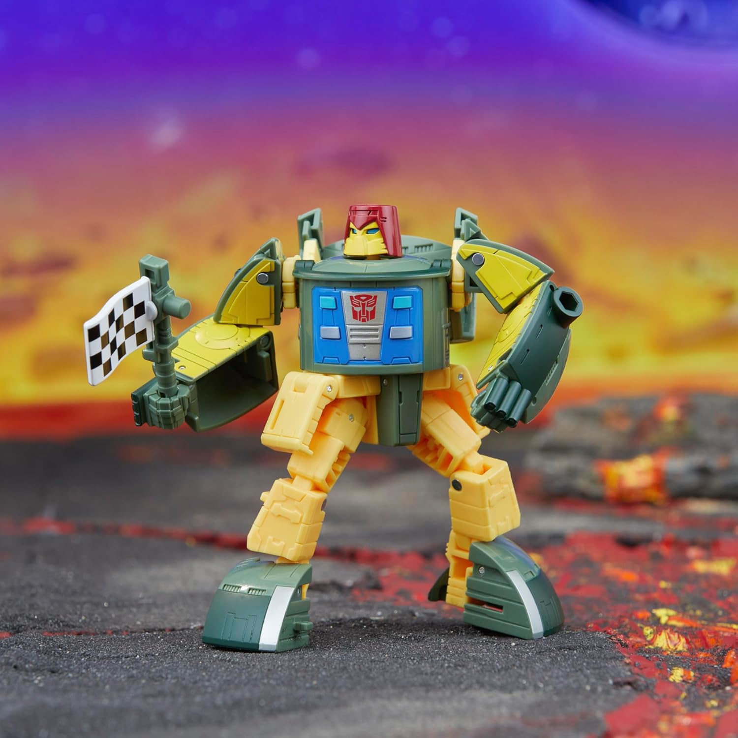 Transformers Legacy, Deluxe Class, Autobot Cosmos, action figure