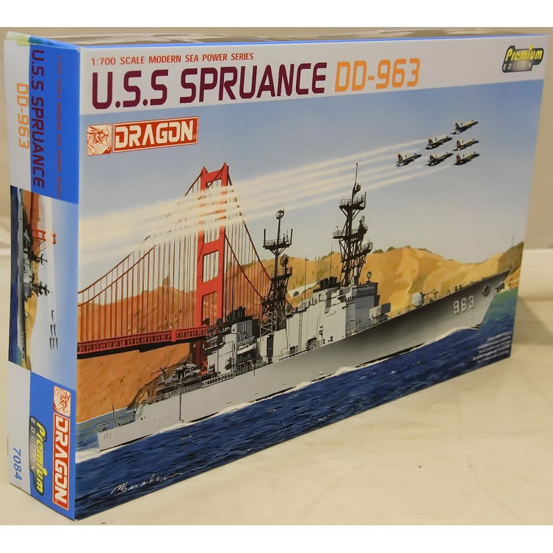 Dragon 1/700 U.S.S. Spruance