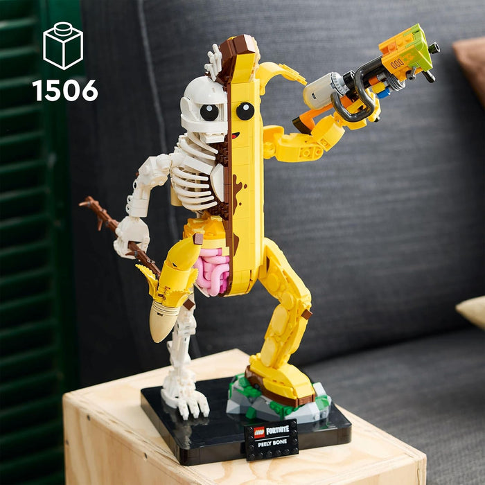 LEGO Fortnite Bananita Sbucciata - Kit di Modellismo per Adulti da Esposizione con Lancia-Vernice, Piccone e Supporto - Set di Costruzioni Fai Da Te da Collezione - Regalo per Gamer e Fan - 77072