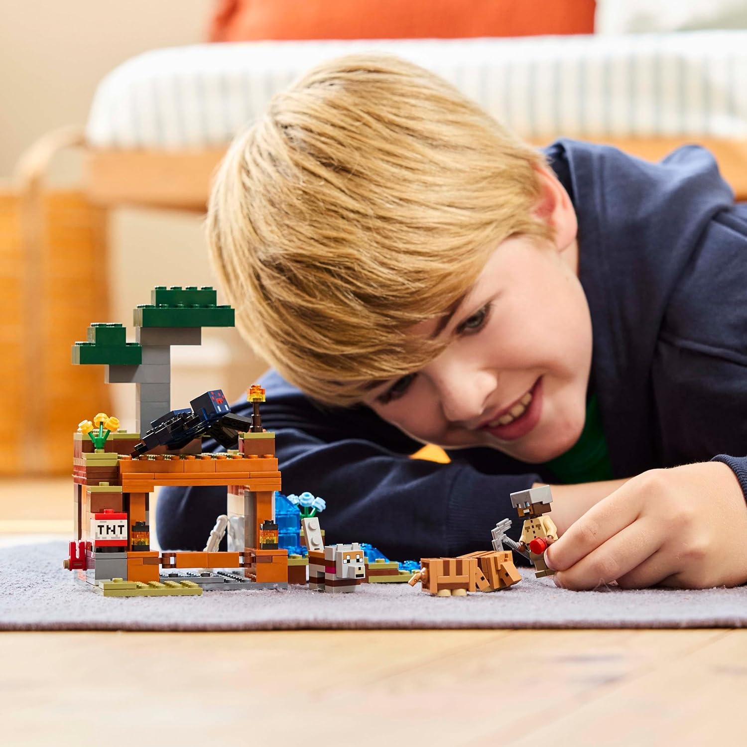 LEGO Minecraft The Armadillo Mine Expedition Set - Building Toy for 8+ Year Old Girls & Boys, with Cave Spider and Wolf Figures for Pretend Play - Birthday Gift Idea 21269