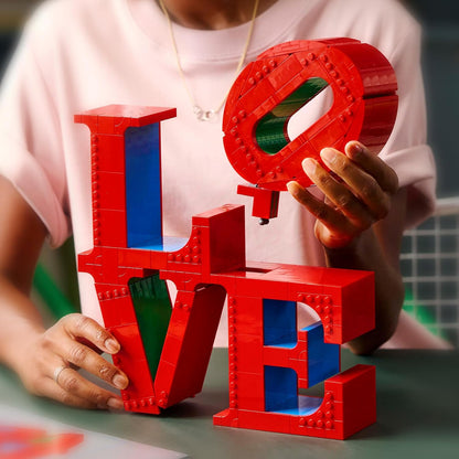 LEGO Art LOVE Bouwpakket voor Volwassenen, Kantoor Decoratie en Woonaccessoire, Cadeau voor Haar en Hem voor Valentijn, Creatieve Hobby, Bloemen Boeket Model om Alleen of Samen te Knutselen 31214