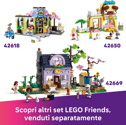 LEGO Friends Negozio di Dolciumi di Heartlake City, Giochi di Ruolo per le Abilità Sociali per Bambine da 6 Anni, Set con Personaggi, Lecca-Lecca, Distributore di Caramelle e Gatto Giocattolo 42649