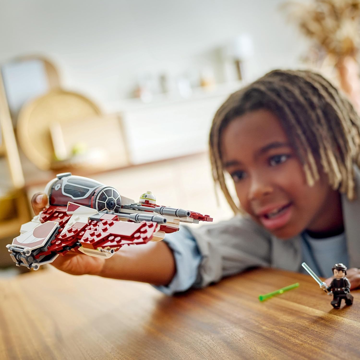 LEGO Star Wars 75401 Ahsoka’s Jedi Interceptor Building Toy Features 2 Minifigures with Lightsabers Incl. Anakin Skywalker, plus an R7-A7 Droid Figure for The Clone Wars Fans, 8+ Year Old Boys & Girls
