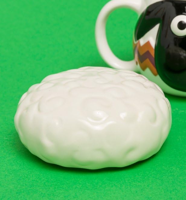 Shaun The Sheep Mug with Lid