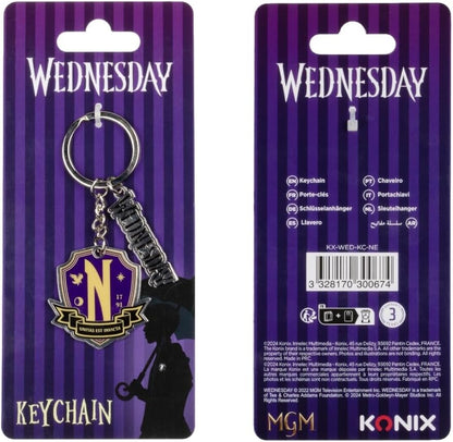 Konix Wednesday Schlüsselanhänger - Metall - Motiv Nevermore Academy - Violett und Gelb