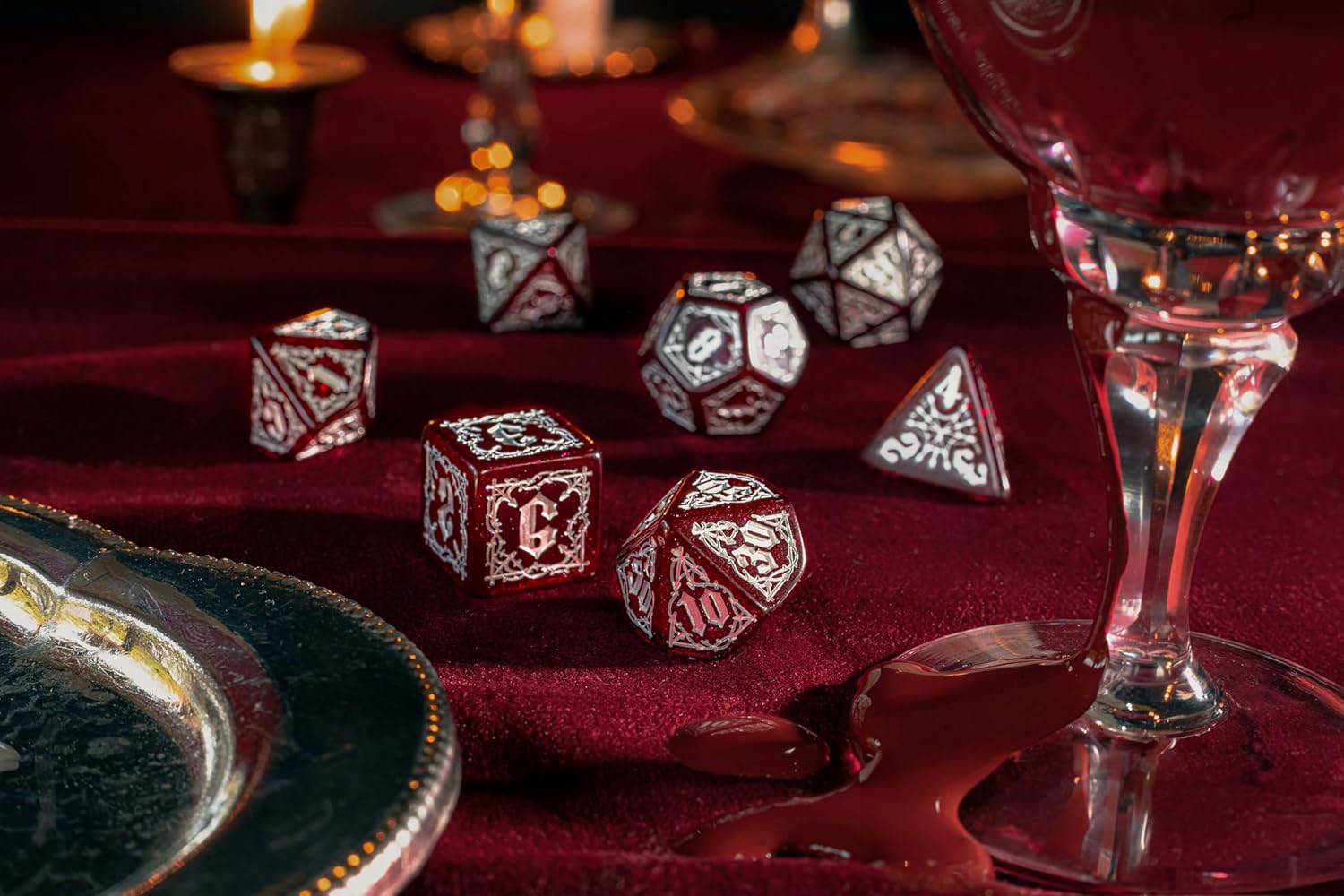 Q-Workshop QWOSBSU2 Bloodsucker Dice Set: Scarlet, Rot/Ausflug, Einfarbig (Getaway Solids
