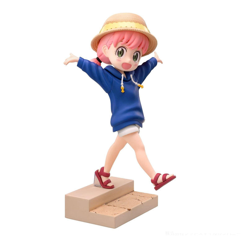 GOOD SMILE COMPANY Anya forger Resort Ver. Fig. 16 cm Spy x Family luminasta