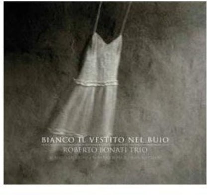 Bianco Il Vestito Nel Buio