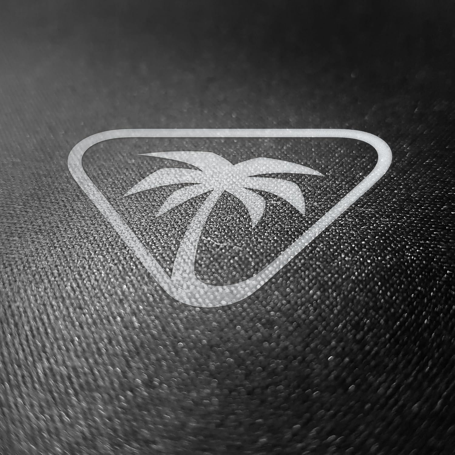 Turtle Beach Sense Core vierkante pc-gamingmuismat, antislip rubberen achterkant, gebalanceerd micro-geweven stoffen oppervlak, glad, duurzaam, medium - zwart
