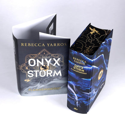 Onyx Storm – Flammengeküsst: Roman | Deluxe-Ausgabe mit atemberaubendem Farbschnitt | Die heißersehnte Fortsetzung von ›Fourth Wing‹ und ›Iron Flame‹ (Flammengeküsst-Reihe, Band 3