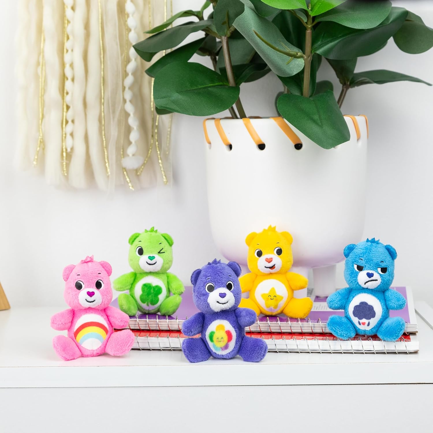 Care Bears , Micro Plush 5 Pack , Collectable Cute Plush Toy, Cuddly Toys for Children, Soft Toys for Girls and Boys, Cute Teddies Suitable for Girls and Boys Ages 4+ , Basic Fun 22719