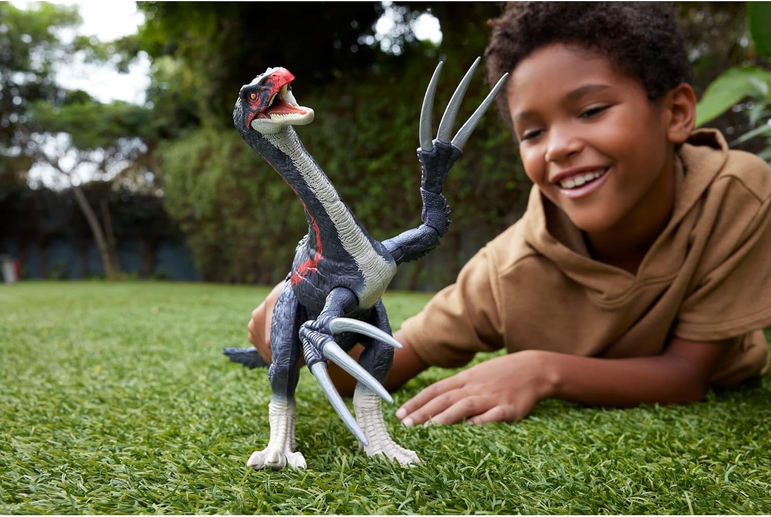 Mattel Jurassic World - Chaos Theory Roar 'N Strike Therizinosaurus/Toys