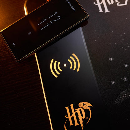 Numskull Harry Potter XL RGB Gaming-Mauspad mit kabellosem Ladegerät | Anpassbare LED, rutschfest, wasserabweisend