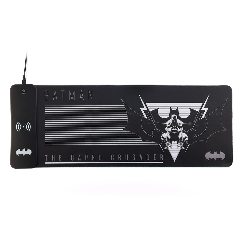 Numskull Batman - Oversize Gaming Mat & Mobile Charger