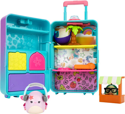 Squish-a-longs Juego de equipaje On-The-Go - (2) Mini-Squish de 1 pulgada, 3 niveles de juego, 3 accesorios y 2 piezas de juego - Colecciona, intercambia y juega - A partir de 6 años