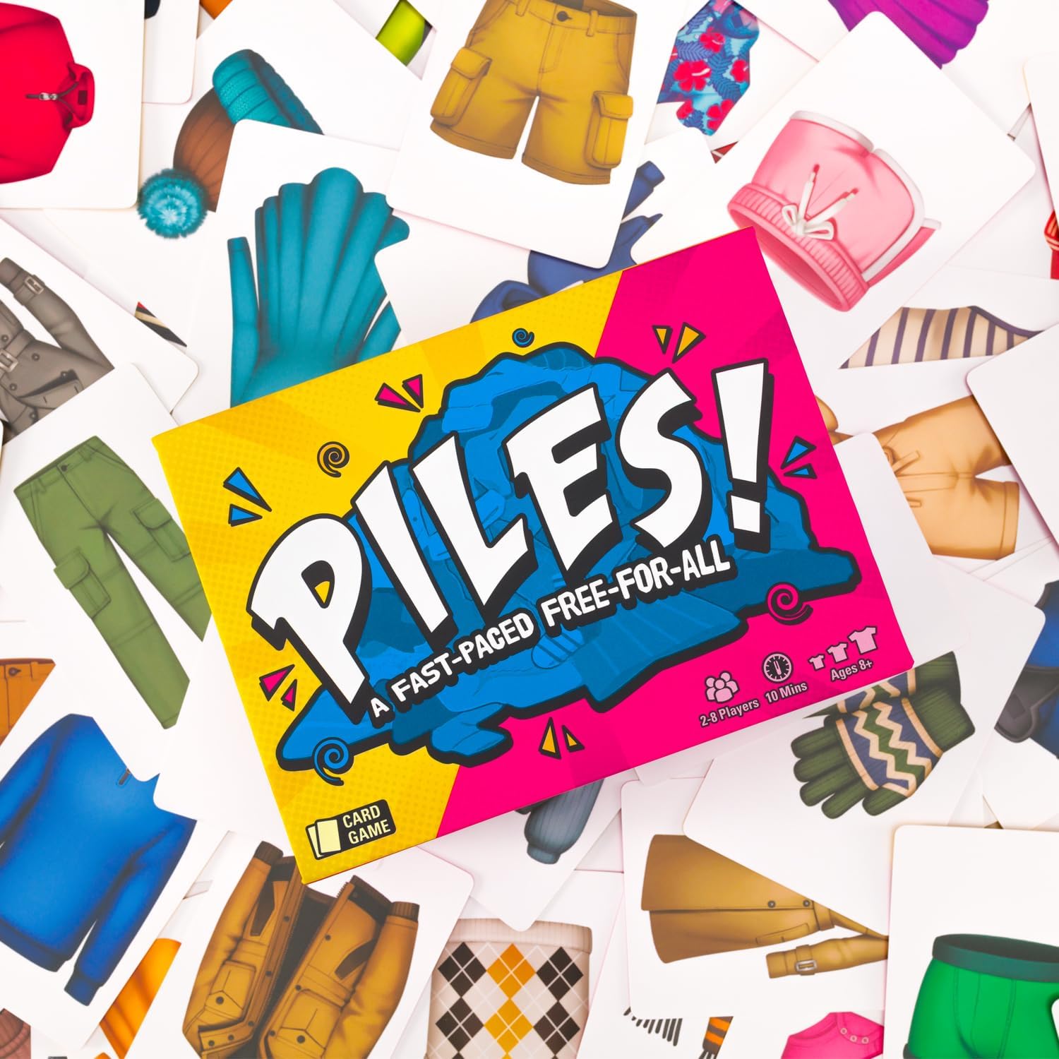 Lost Boy Entertainment - Piles - Juegos de Cartas - Juegos Familiares - para niños de 8 años en adelante - Juegos para Adultos - Noche de Juegos Familiares - Juegos de Viaje