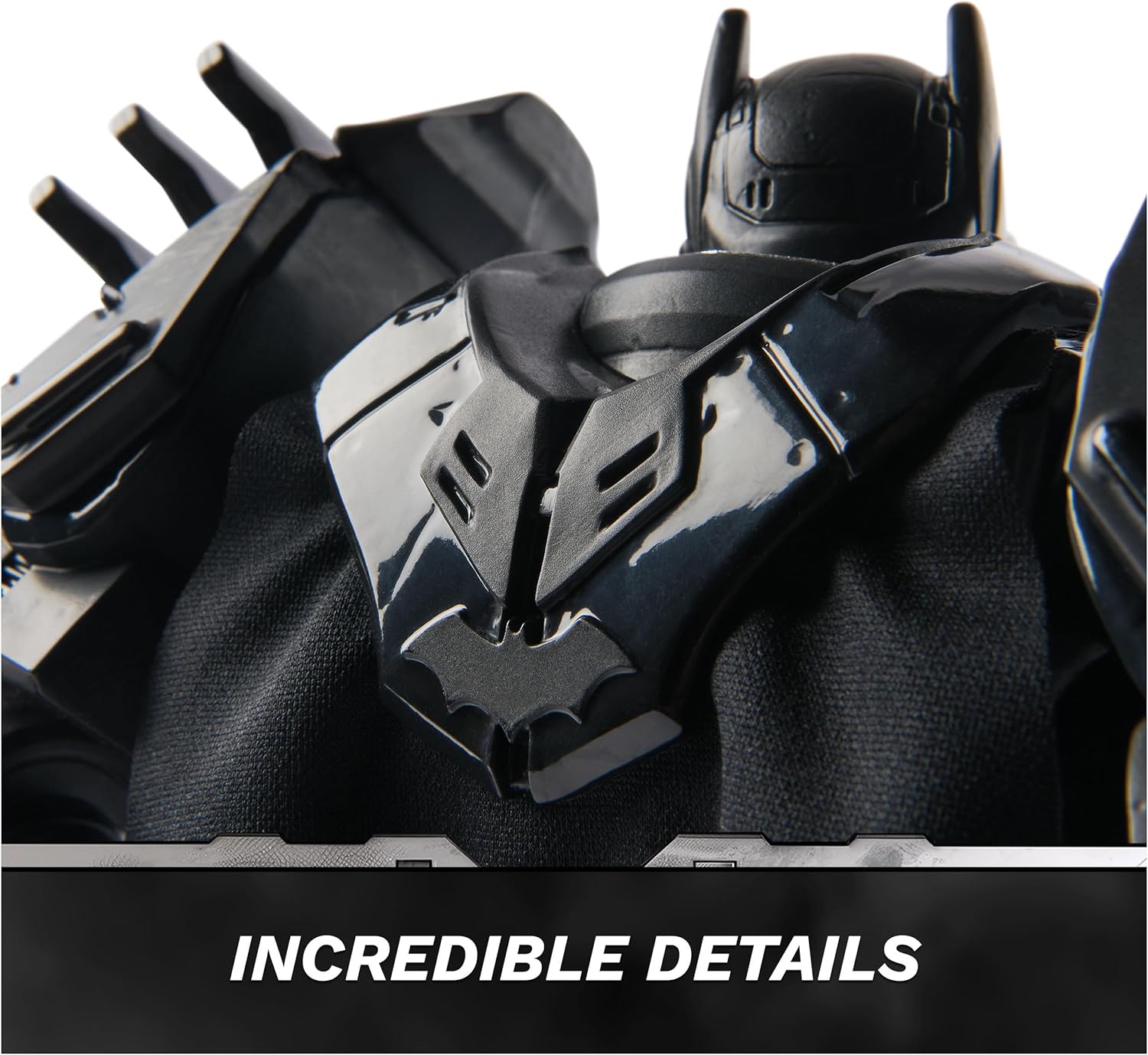 DC Metal Force Batman Action Figure, 30 cm Tall with 8 Points of Motion for Action-packed Adventures. For Ages 4+