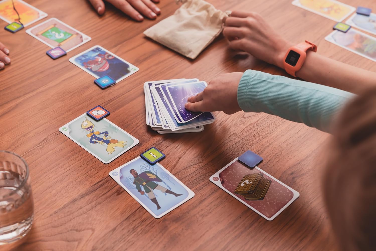 Disney Match And Tell, Collect Cards, Use Your Imagination To Tell Exciting Stories and Win Points, Cards From Disney Favourite Films: Aladdin, Frozen 2, Lilo & Stitch, The Lion King & Encanto